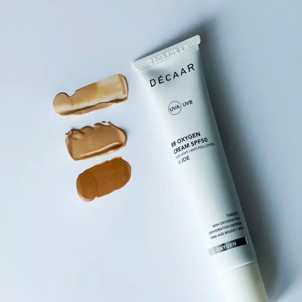 DECAAR Apsaugantis ir drėkinantis kremas su spalva | BB Oxygen cream SPF 50