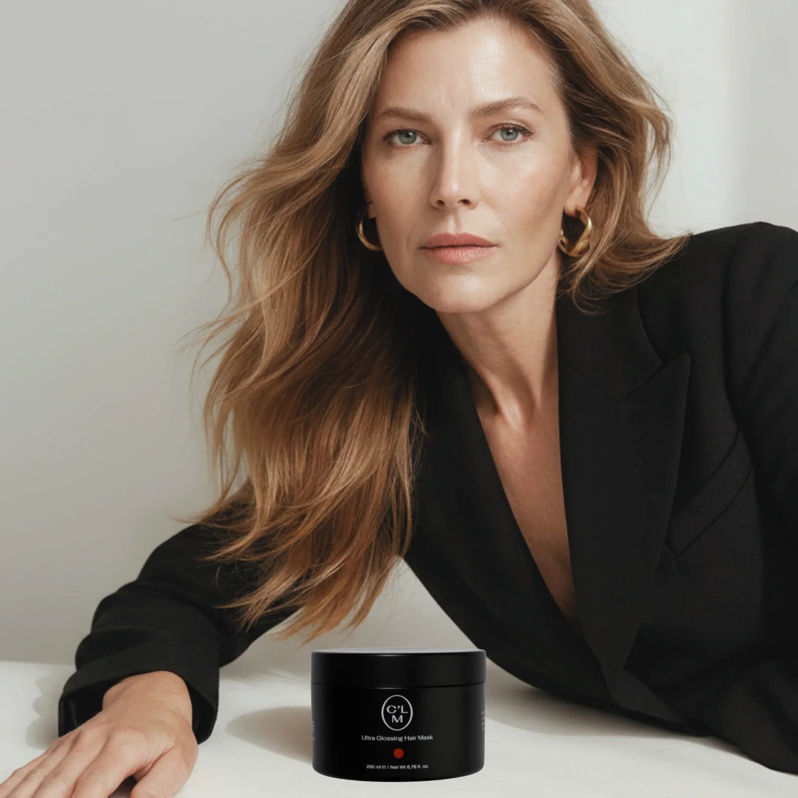 CLM Maitinamoji Plaukų Kaukė - ULTRA GLOSSING, 200 ml 2 CLM Maitinamoji Plaukų Kaukė - ULTRA GLOSSING, 200 ml - Image 2